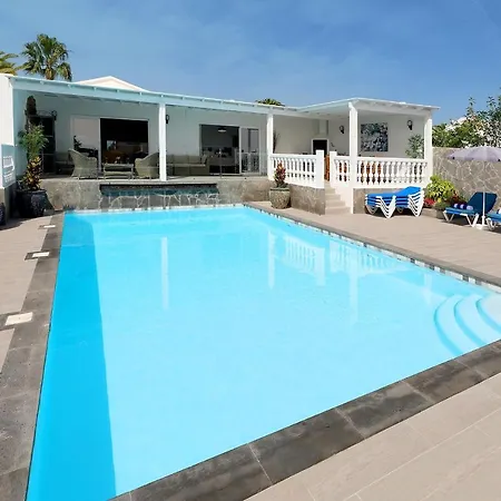 Villa Quevega Puerto Del Carmen Lanzarote *