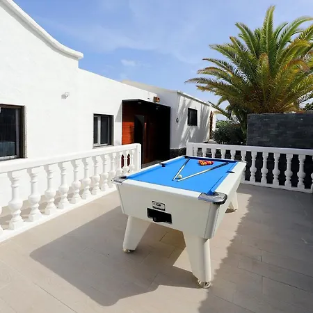 Villa Quevega Puerto Del Carmen Lanzarote *