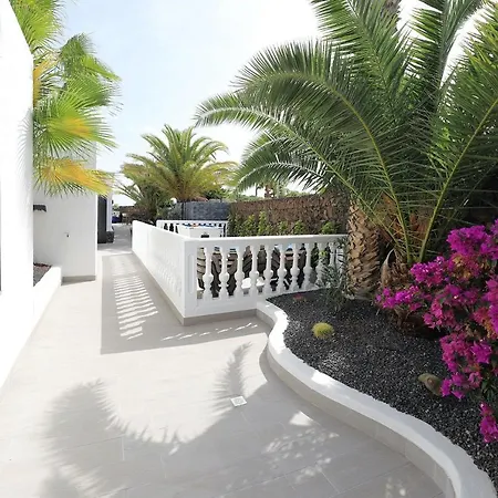 Villa Quevega Puerto Del Carmen Lanzarote *