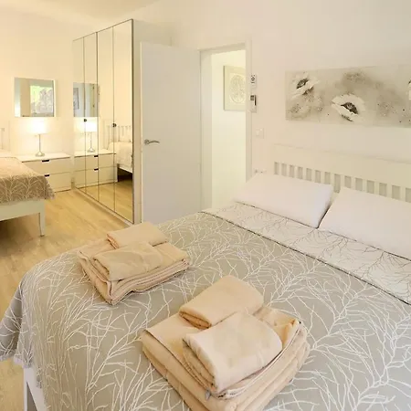 Graceful 5 Bedrooms Vega Del Carmen Distant Sea Views * Puerto del Carmen (Lanzarote)