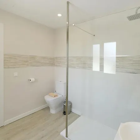 וילה Graceful 5 Bedrooms Vega Del Carmen Distant Sea Views פוארטו דל כרמן